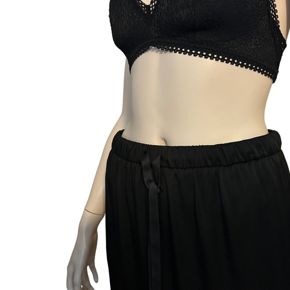 Zara Woman Black Satin Midi Skirt Fringe Tassel Hemline Pockets High Slit Leg - Picture 5 of 15